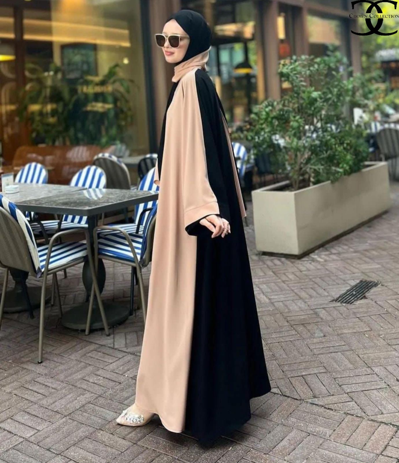 Elegant abaya